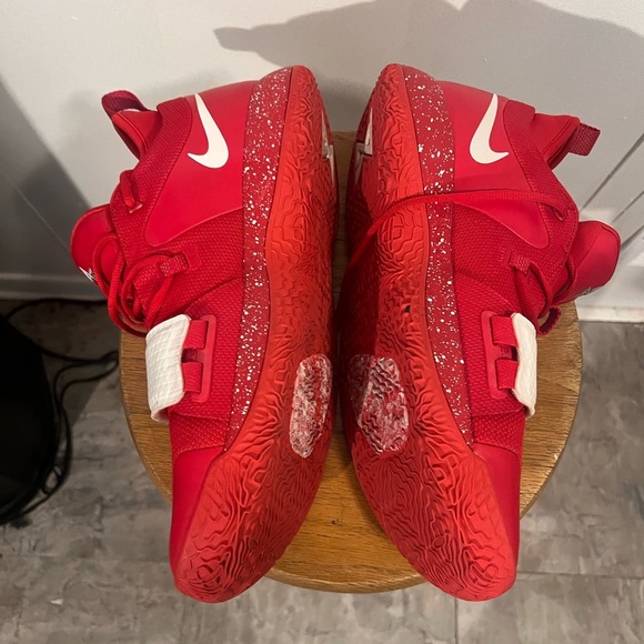 Nike Red and White Athletic Sneakers PG 2.5 University Red - Picture 4 of 6